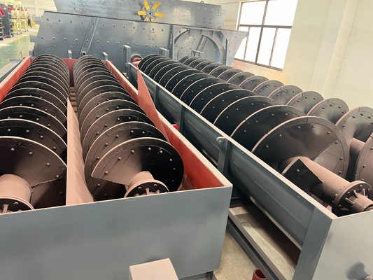 모터 전력 11-18.5kw 내 T / H 100-350tph 용량의 나선 모래 세척기